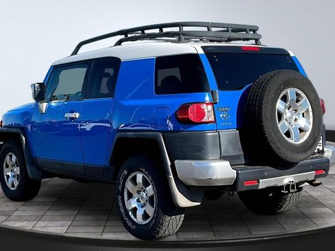 Used 2007 Toyota FJ Cruiser 4WD image 4