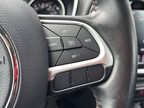 Used 2019 Jeep Compass Limited w/ Safety & Security Group AWD/4WD image 27