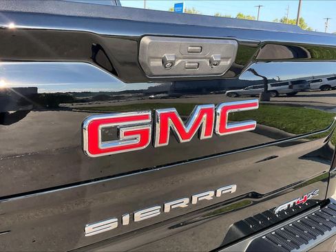 Used 2026 GMC Sierra 1500 AT4X AWD/4WD image 31