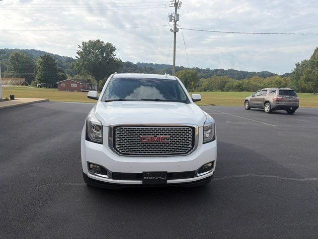 Used 2017 GMC Yukon Denali AWD/4WD image 8