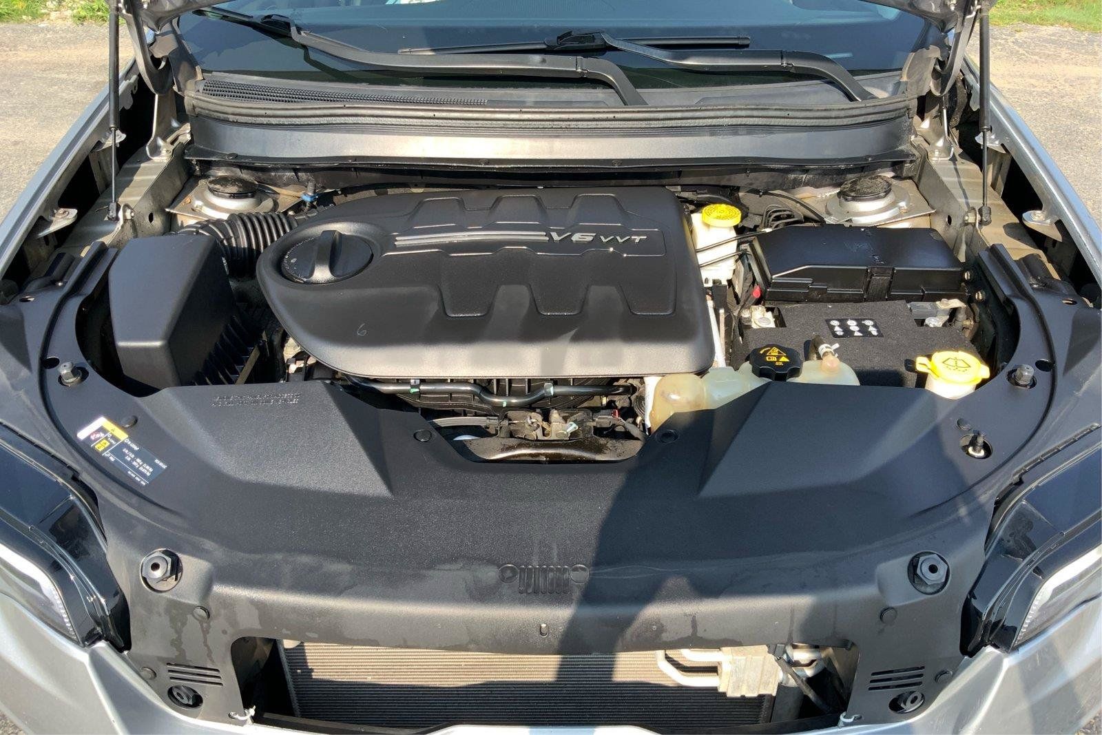 Used 2019 Jeep Cherokee Limited AWD/4WD image 22