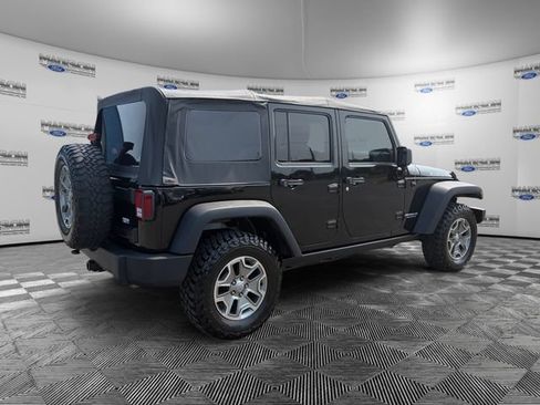 Used 2013 Jeep Wrangler Unlimited Rubicon w/ Connectivity Group AWD/4WD image 5