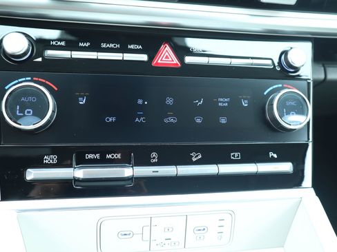 New 2026 Hyundai Santa Fe SEL FWD image 7