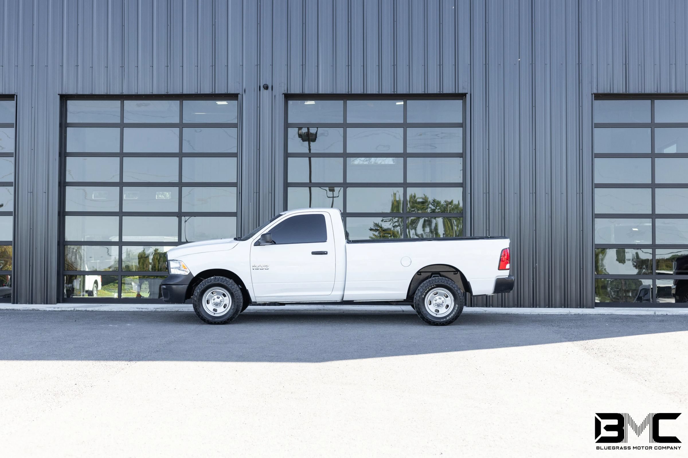 Used 2017 RAM 1500 Tradesman AWD/4WD image 1