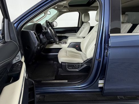 Used 2020 Ford Expedition Platinum image 10