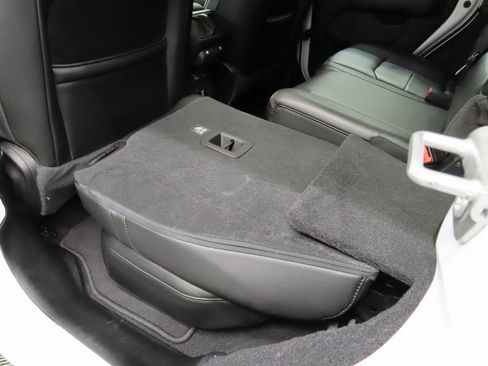 Used 2023 Jeep Wrangler Unlimited Sahara image 53