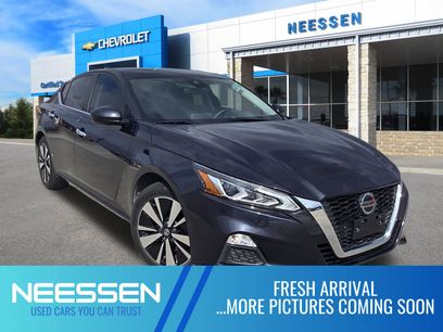 Used 2021 Nissan Altima 2.5 SV