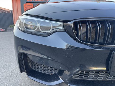 Used 2018 BMW M4 Coupe w/ Competition Package RWD image 4