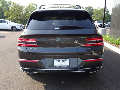 New 2025 Genesis GV80 3.5T Prestige image 4