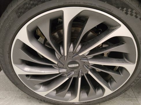 Used 2020 Lincoln Aviator Reserve w/ Equipment Group 202A image 31