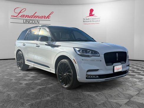 Certified 2023 Lincoln Aviator Black Label image 7