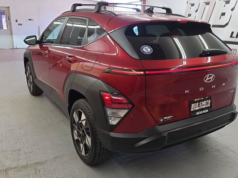 Used 2024 Hyundai Kona SEL AWD/4WD image 4