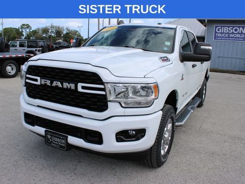 Used 2023 RAM 2500 Big Horn w/ Level 2 Equipment Group AWD/4WD image 3