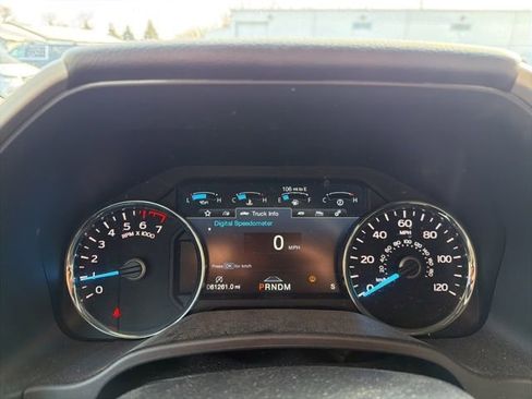 Used 2019 Ford F150 Lariat w/ Equipment Group 502A Luxury AWD/4WD image 24