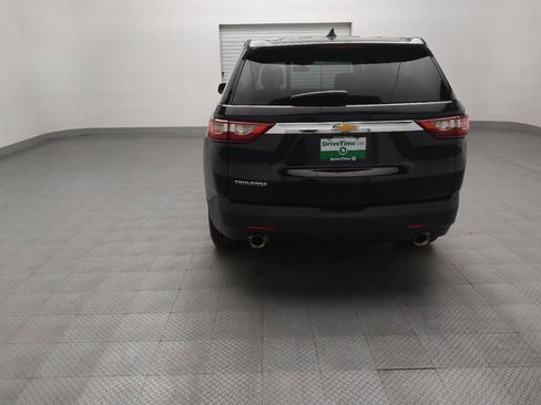 Used 2021 Chevrolet Traverse LS FWD image 6