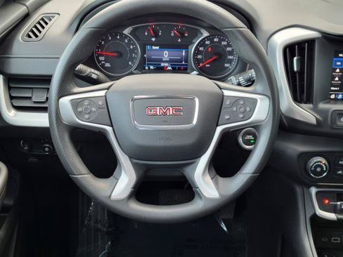 Used 2022 GMC Terrain SLE w/ LPO, Floor Liner Package FWD image 29