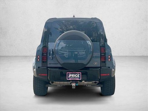 Used 2023 Land Rover Defender 90 S AWD/4WD image 4