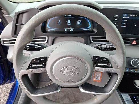 Used 2025 Hyundai Elantra SE FWD image 22