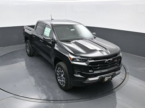 Used 2026 Chevrolet Colorado Z71 AWD/4WD image 1