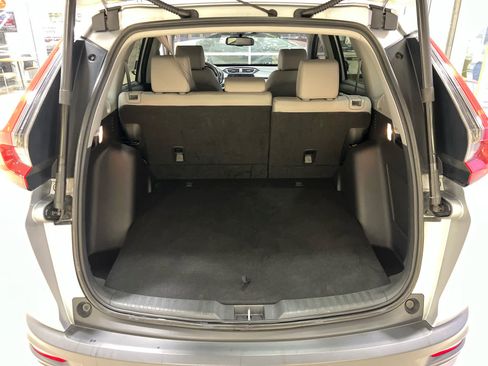 Used 2020 Honda CR-V Touring image 14