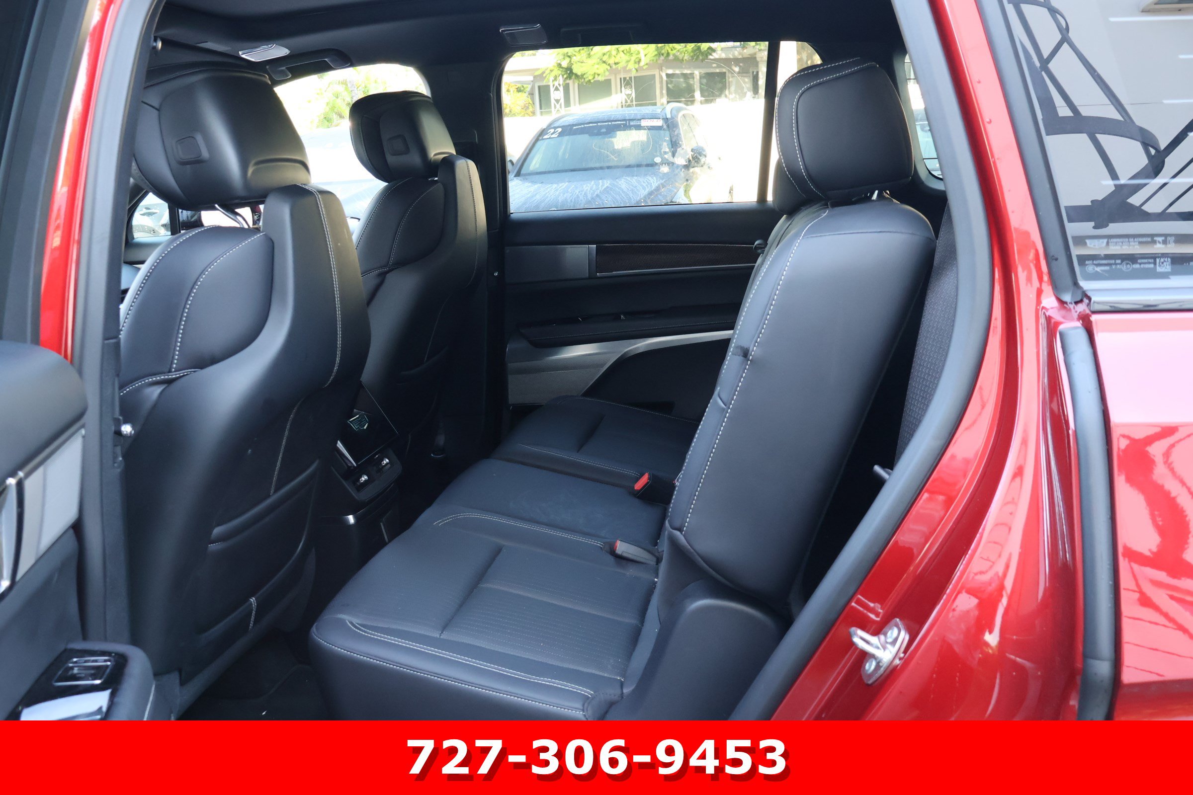 Used 2026 Cadillac Vistiq Luxury AWD/4WD image 18
