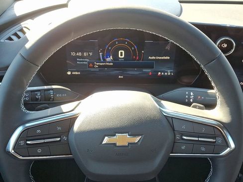 New 2026 Chevrolet Traverse LT image 9