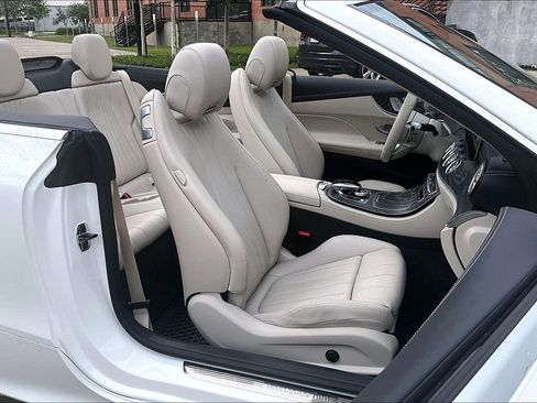 Used 2021 Mercedes-Benz E 450 4MATIC Cabriolet image 10