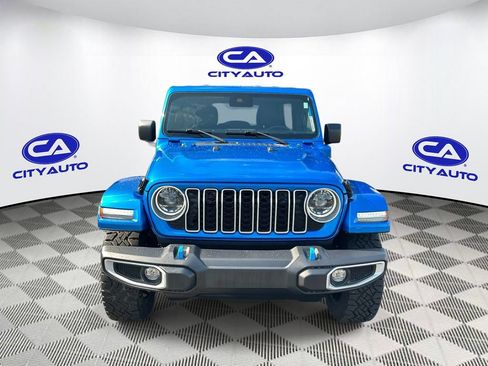 Used 2024 Jeep Wrangler Unlimited Sahara AWD/4WD image 10