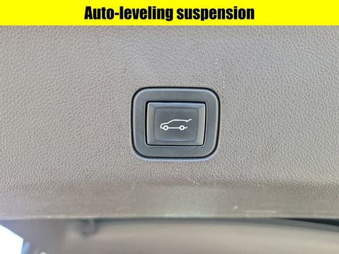 Used 2023 GMC Yukon Denali w/ Max Trailering Package image 28