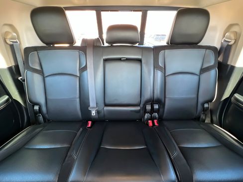 Used 2022 RAM 2500 Laramie w/ Snow Chief Group AWD/4WD image 24