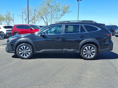 Used 2023 Subaru Outback Limited XT image 3