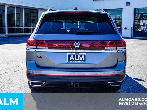 Used 2024 Volkswagen Atlas SE image 10