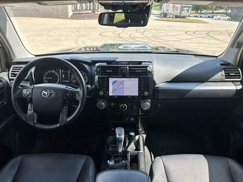 Used 2020 Toyota 4Runner TRD Off-Road Premium w/ Moonroof Package AWD/4WD image 24
