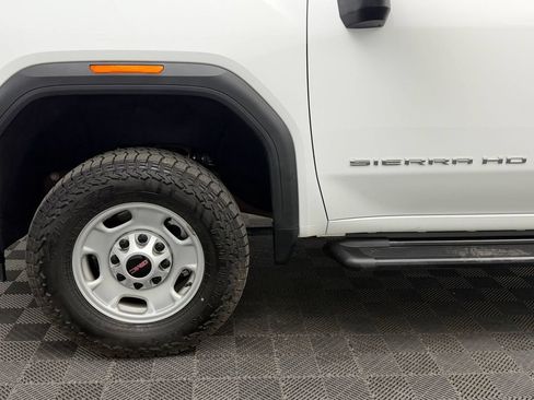 Used 2024 GMC Sierra 2500 Pro w/ Convenience Package AWD/4WD image 10