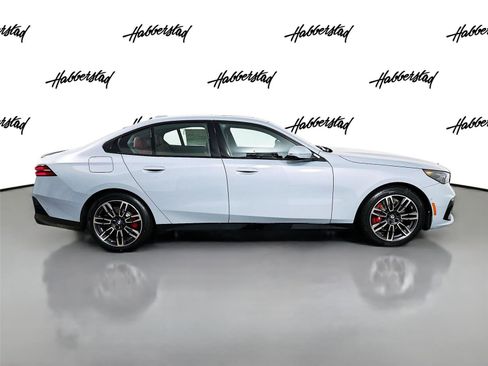 New 2026 BMW 530i xDrive w/ M Sport Package image 4