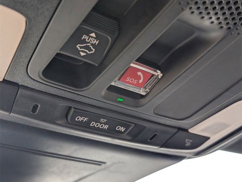 Used 2025 Honda Civic Sport image 27