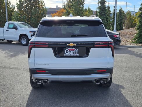 New 2026 Chevrolet Traverse LT w/ Sun and Wheel Package image 4