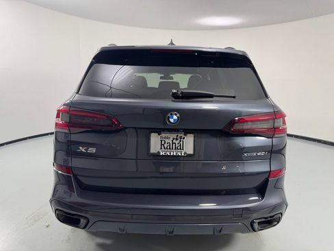 Used 2022 BMW X5 xDrive40i w/ M Sport Package AWD/4WD image 6