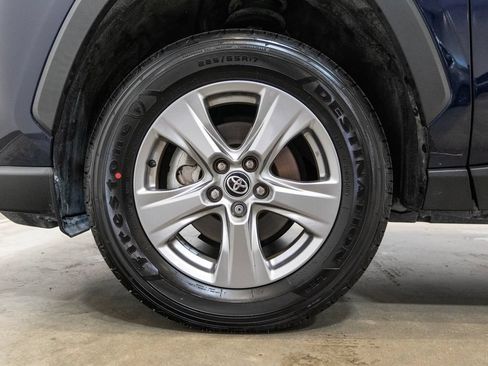 Certified 2025 Toyota RAV4 XLE AWD/4WD image 11