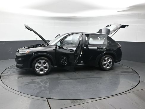 Certified 2024 Honda HR-V LX image 43