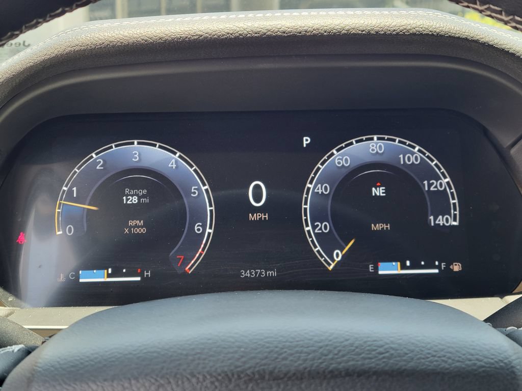 Used 2023 Jeep Grand Cherokee Limited RWD image 7
