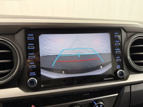 Used 2020 Toyota Tacoma SR5 image 15
