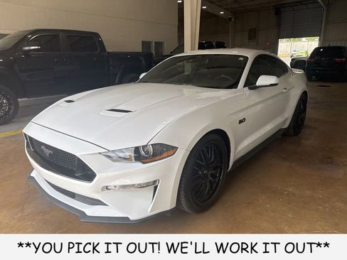 Used 2022 Ford Mustang GT Premium w/ Equipment Group 401A RWD image 9
