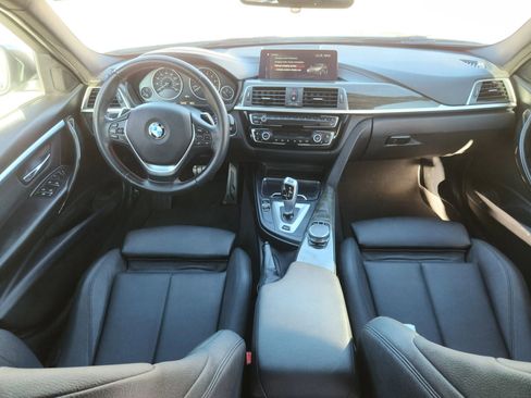 Used 2018 BMW 330e image 46