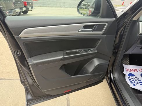 Used 2018 Volkswagen Atlas SE image 10