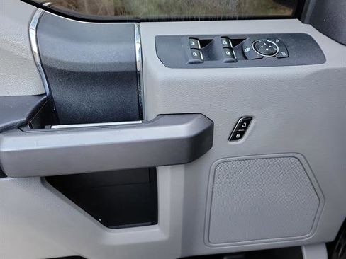 Used 2018 Ford F250 XLT image 6