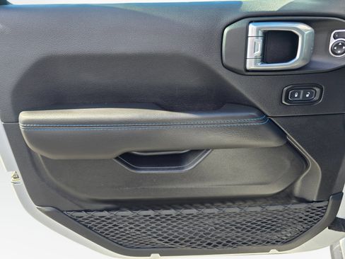 Used 2021 Jeep Wrangler Unlimited Rubicon 4xe w/ Steel Bumper Group AWD/4WD image 35