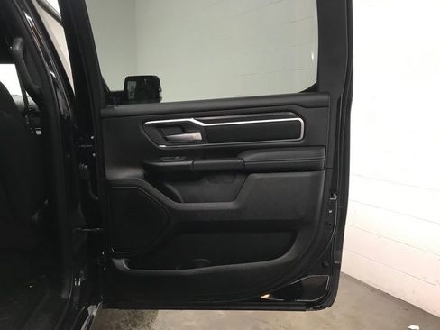 New 2026 RAM 1500 4x4 Crew Cab image 37