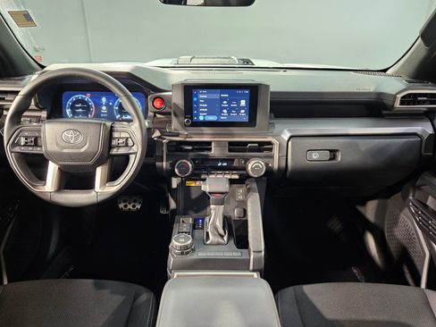 Certified 2025 Toyota 4Runner TRD Sport AWD/4WD image 10
