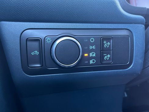 New 2026 Ford Maverick XL image 19